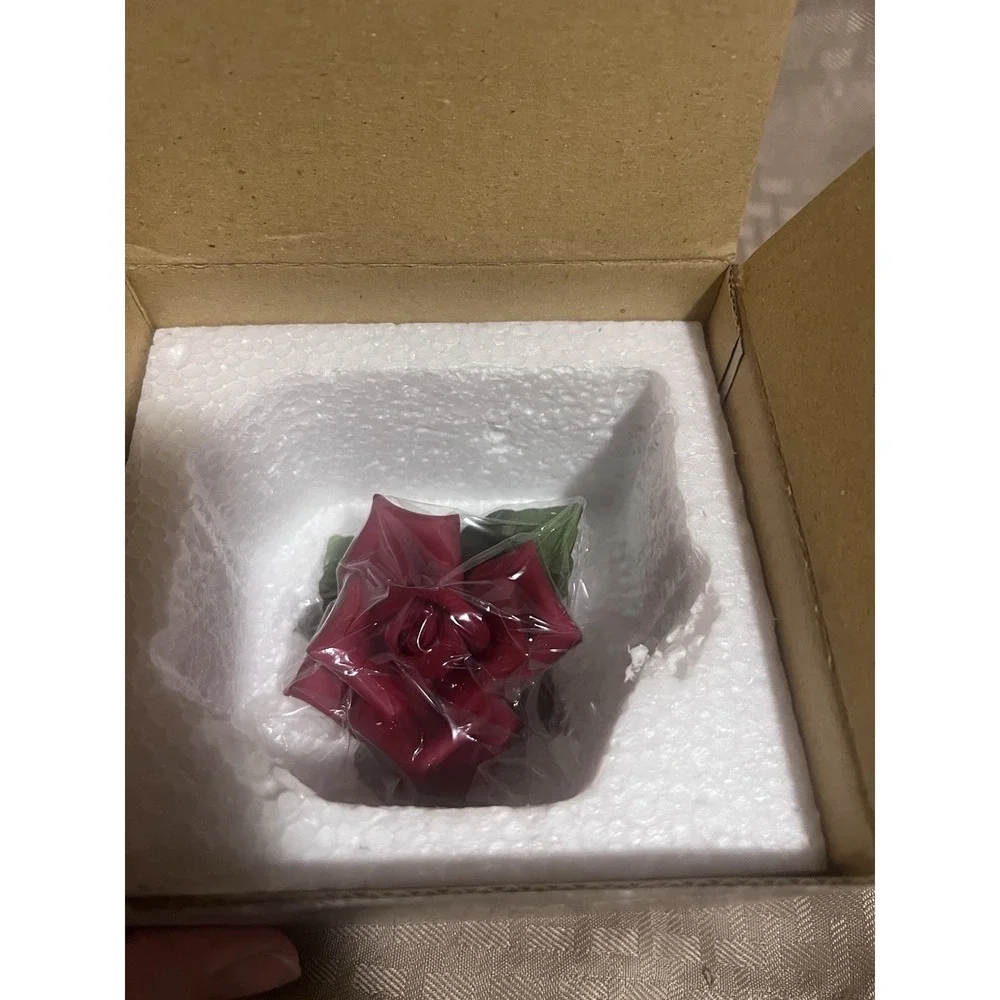 Rare ROMAN Inc. Flower Figurine Red ROSE Porcelain 3D in Box 3.25